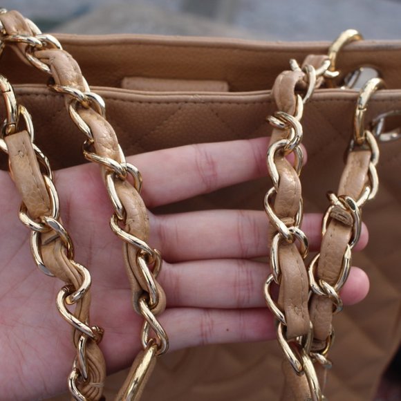 Auth CHANEL Caviar Gold Chain Shopping Tote Bag - Picture 7 of 16